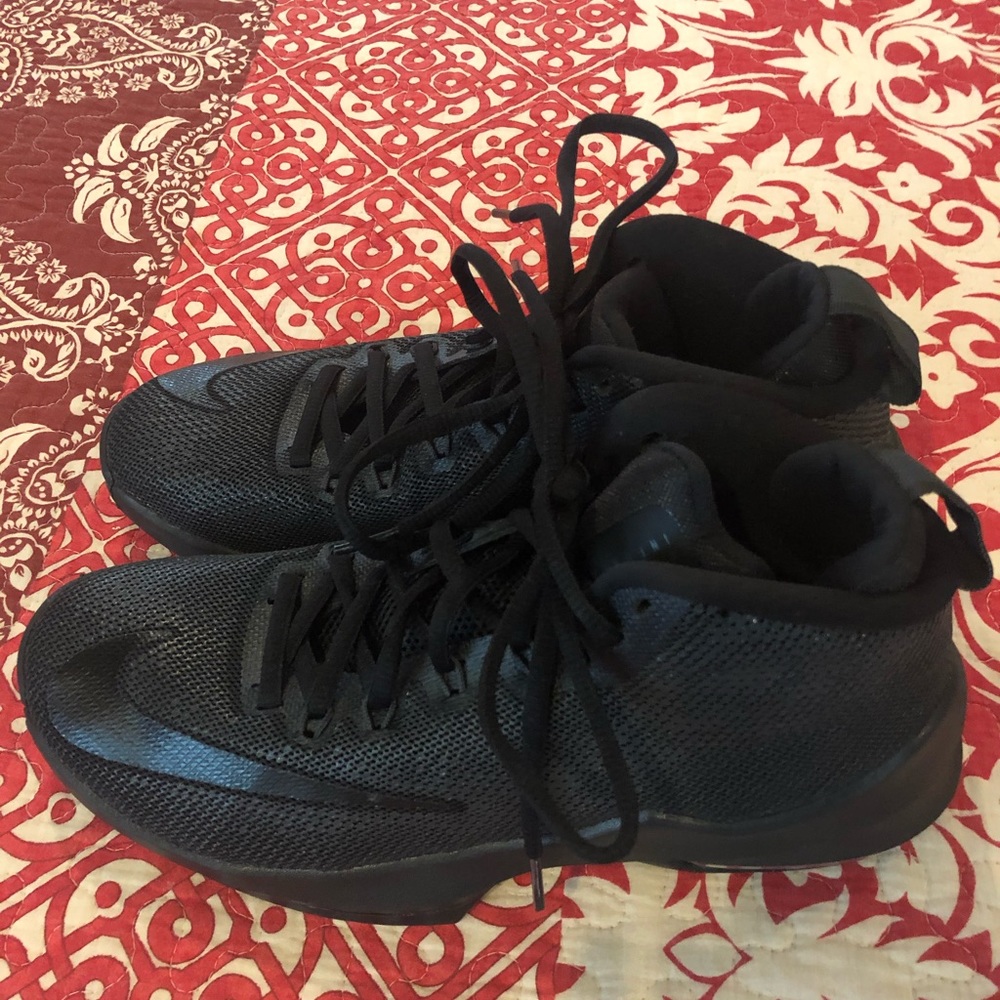 Nike Ladies’ Tennis Shoes